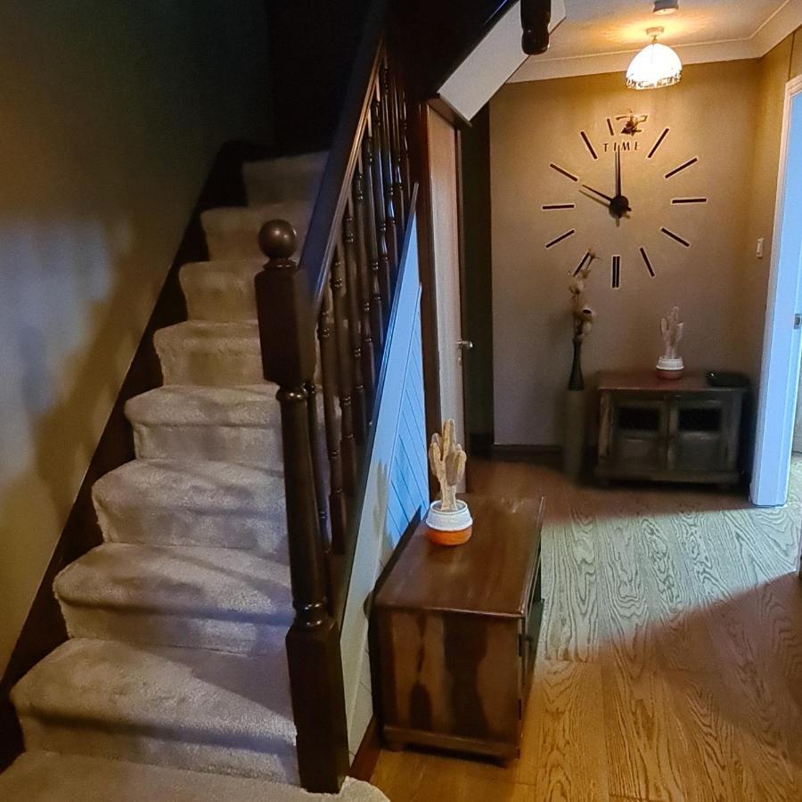 Spacious, 5 Bed House For 9 In Chester Exterior foto